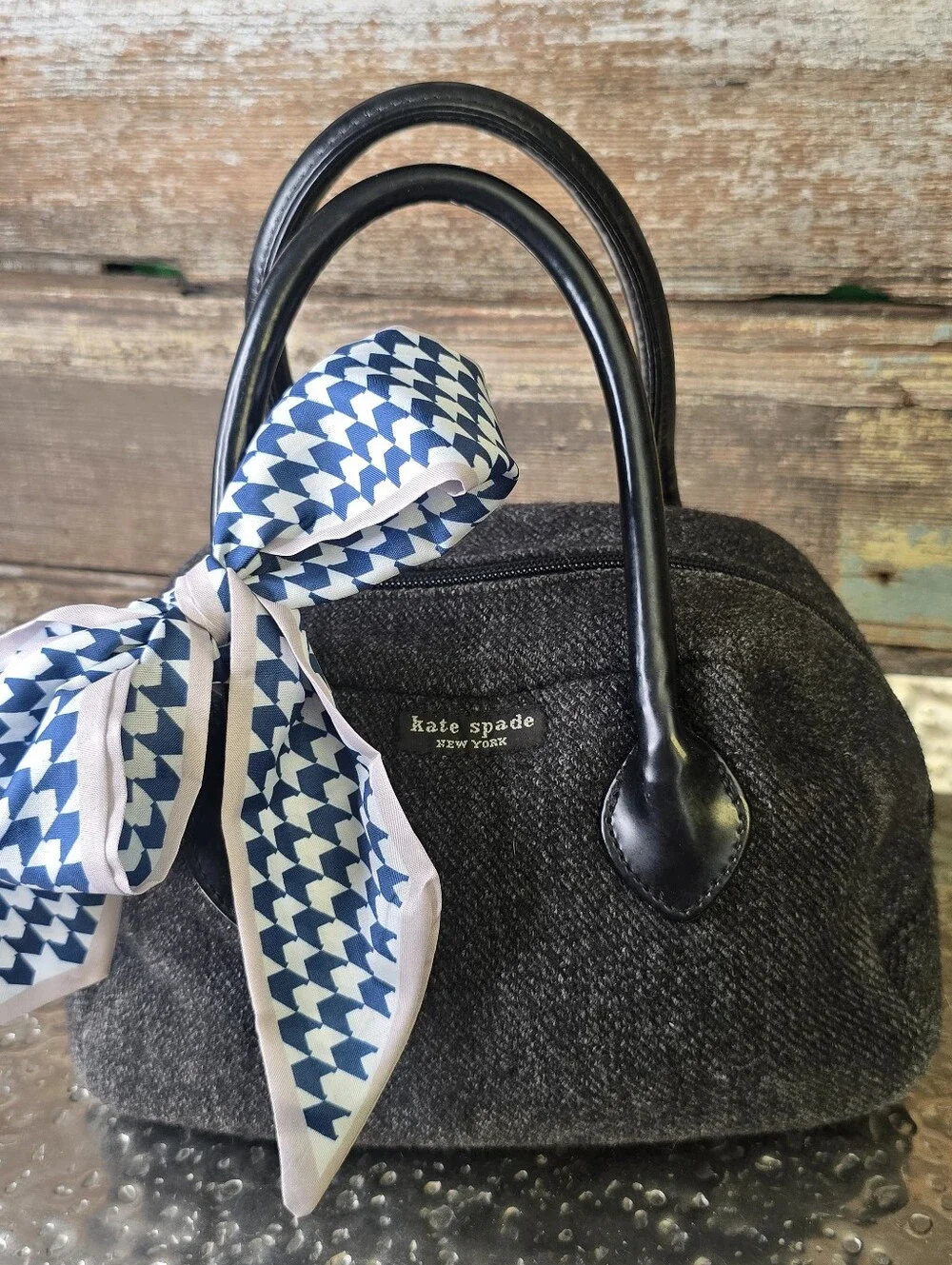 kate spade she giving